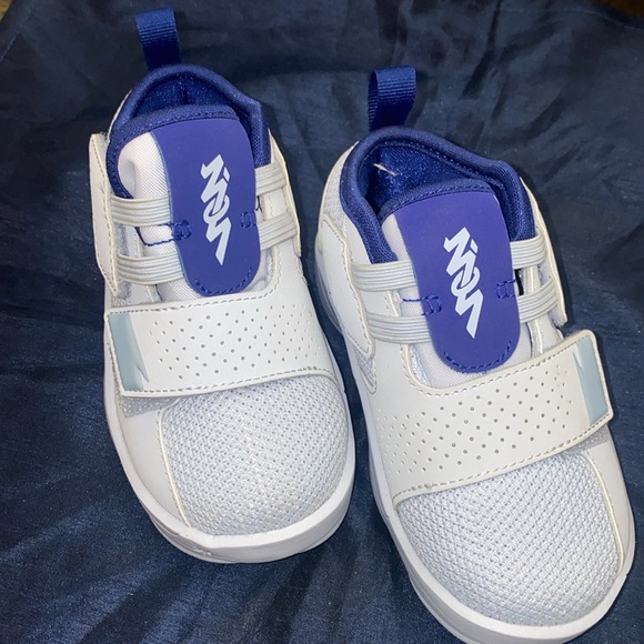 NEW. Jordan  Baby Boy's Zion 2 (Infant/Toddler size:7 - Picture 1 of 6